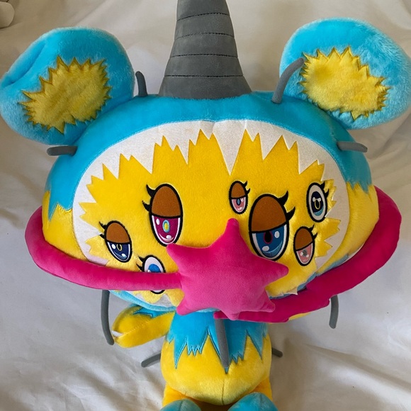 Sukamii The Starboy First Plushy - Picture 1 of 13